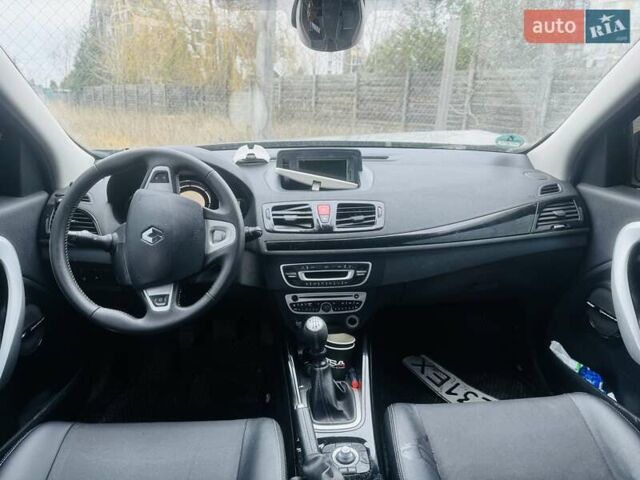 Черный Рено Меган, объемом двигателя 1.46 л и пробегом 260 тыс. км за 3800 $, фото 8 на Automoto.ua