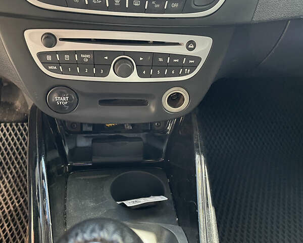 Черный Рено Меган, объемом двигателя 1.87 л и пробегом 280 тыс. км за 7999 $, фото 3 на Automoto.ua