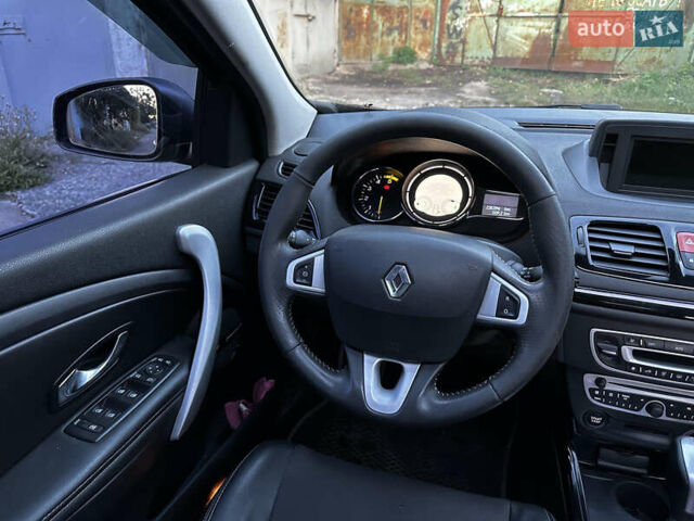 Черный Рено Меган, объемом двигателя 1.46 л и пробегом 232 тыс. км за 7700 $, фото 22 на Automoto.ua