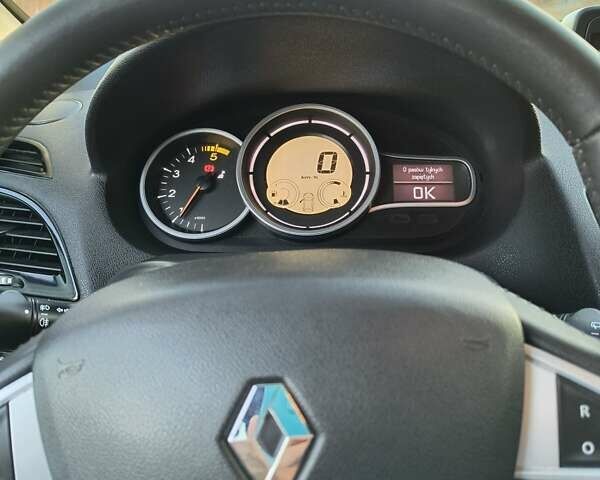 Черный Рено Меган, объемом двигателя 1.46 л и пробегом 244 тыс. км за 7200 $, фото 10 на Automoto.ua