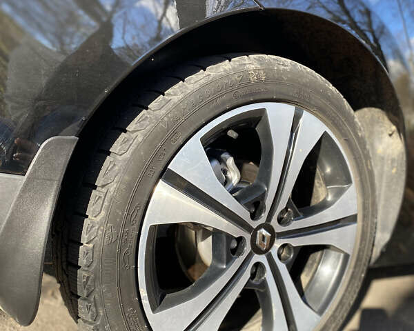 Чорний Рено Меган, об'ємом двигуна 1.46 л та пробігом 266 тис. км за 8200 $, фото 29 на Automoto.ua