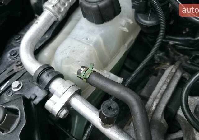 Чорний Рено Меган, об'ємом двигуна 1.6 л та пробігом 212 тис. км за 8500 $, фото 36 на Automoto.ua