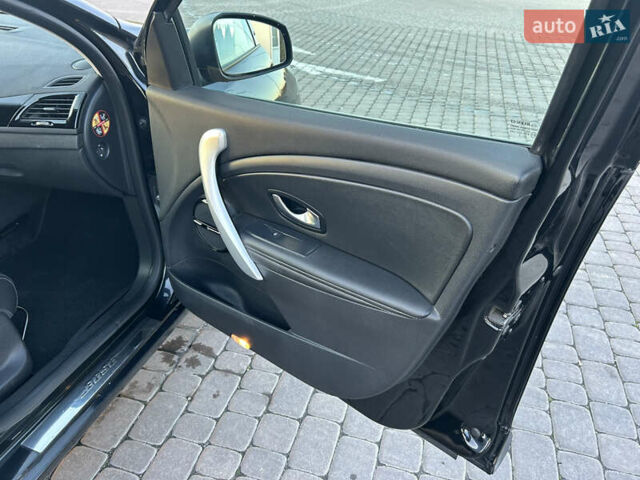 Чорний Рено Меган, об'ємом двигуна 1.5 л та пробігом 249 тис. км за 7600 $, фото 9 на Automoto.ua