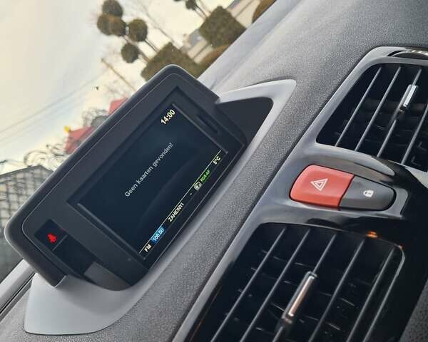 Черный Рено Меган, объемом двигателя 1.46 л и пробегом 236 тыс. км за 7800 $, фото 75 на Automoto.ua