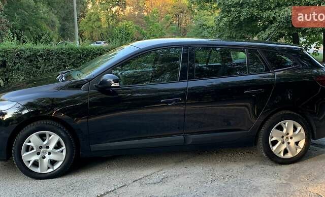 Черный Рено Меган, объемом двигателя 1.46 л и пробегом 262 тыс. км за 7000 $, фото 8 на Automoto.ua