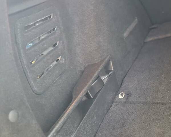 Черный Рено Меган, объемом двигателя 1.46 л и пробегом 236 тыс. км за 7800 $, фото 96 на Automoto.ua