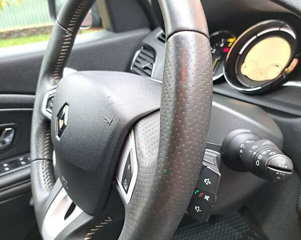 Черный Рено Меган, объемом двигателя 1.46 л и пробегом 249 тыс. км за 7650 $, фото 76 на Automoto.ua