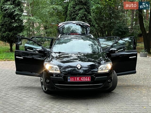 Черный Рено Меган, объемом двигателя 1.4 л и пробегом 151 тыс. км за 7700 $, фото 9 на Automoto.ua