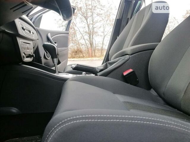 Рено Меган 2011 в Бердичеве на Automoto.ua Черный Рено Меган, объемом двигателя 2 л и пробегом 84 тыс. км за 8999 $, фото 97 на Automoto.ua