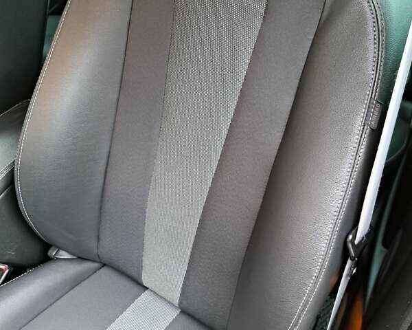 Черный Рено Меган, объемом двигателя 1.46 л и пробегом 249 тыс. км за 7650 $, фото 70 на Automoto.ua