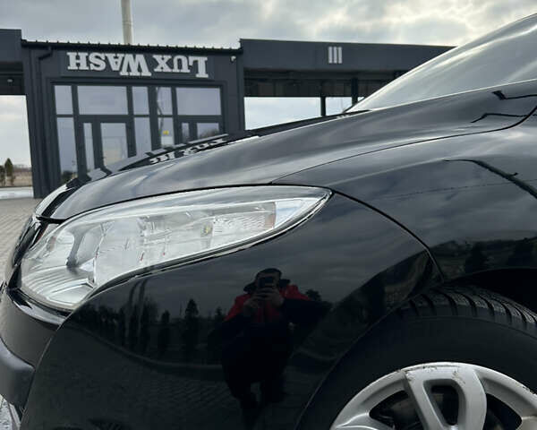 Чорний Рено Меган, об'ємом двигуна 1.87 л та пробігом 204 тис. км за 7200 $, фото 12 на Automoto.ua