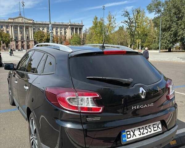 Черный Рено Меган, объемом двигателя 1.5 л и пробегом 241 тыс. км за 8700 $, фото 3 на Automoto.ua