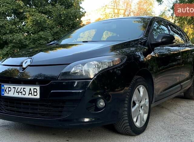 Черный Рено Меган, объемом двигателя 1.46 л и пробегом 262 тыс. км за 7000 $, фото 6 на Automoto.ua