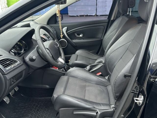 Черный Рено Меган, объемом двигателя 1.5 л и пробегом 350 тыс. км за 7900 $, фото 5 на Automoto.ua