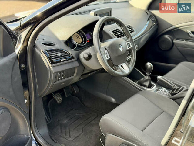 Черный Рено Меган, объемом двигателя 1.5 л и пробегом 204 тыс. км за 7950 $, фото 11 на Automoto.ua