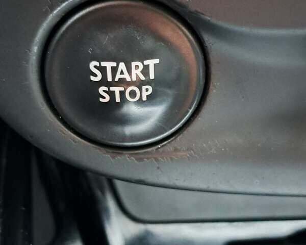 Черный Рено Меган, объемом двигателя 1.46 л и пробегом 249 тыс. км за 7650 $, фото 91 на Automoto.ua