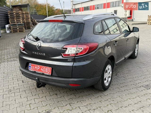 Рено Меган 2011 у Нововолинськ на Automoto.ua Чорний Рено Меган, об'ємом двигуна 1.46 л та пробігом 229 тис. км за 6500 $, фото 13 на Automoto.ua