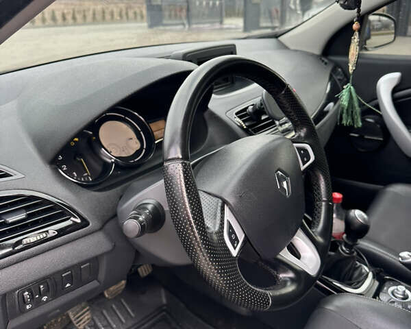 Чорний Рено Меган, об'ємом двигуна 1.87 л та пробігом 204 тис. км за 7200 $, фото 26 на Automoto.ua