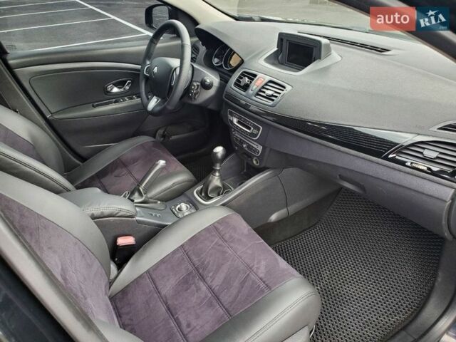 Черный Рено Меган, объемом двигателя 1.46 л и пробегом 216 тыс. км за 7800 $, фото 9 на Automoto.ua