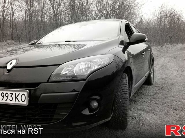 Черный Рено Меган, объемом двигателя 1.5 л и пробегом 256 тыс. км за 7530 $, фото 5 на Automoto.ua