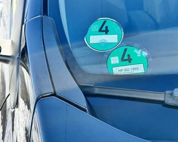 Чорний Рено Меган, об'ємом двигуна 1.6 л та пробігом 213 тис. км за 7500 $, фото 51 на Automoto.ua