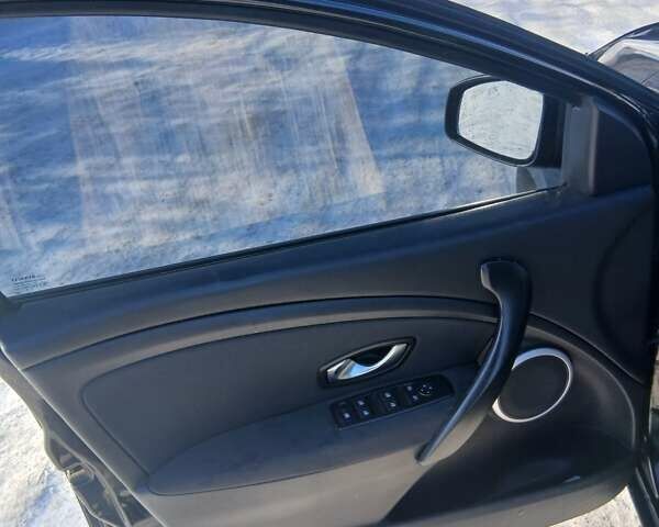 Чорний Рено Меган, об'ємом двигуна 1.46 л та пробігом 290 тис. км за 6950 $, фото 13 на Automoto.ua