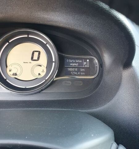 Черный Рено Меган, объемом двигателя 2 л и пробегом 148 тыс. км за 7900 $, фото 35 на Automoto.ua