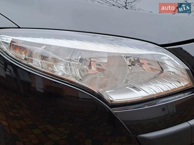 Черный Рено Меган, объемом двигателя 1.46 л и пробегом 249 тыс. км за 7650 $, фото 17 на Automoto.ua