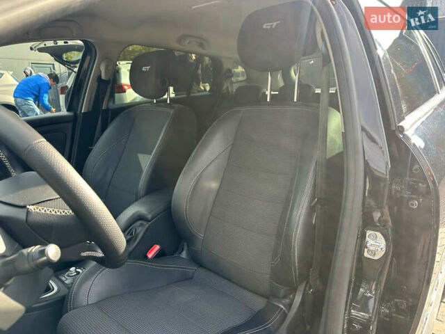 Черный Рено Меган, объемом двигателя 2 л и пробегом 245 тыс. км за 8499 $, фото 33 на Automoto.ua