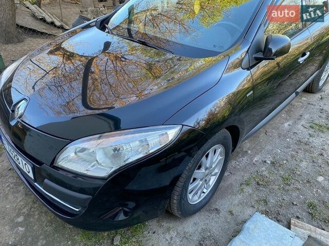 Чорний Рено Меган, об'ємом двигуна 1.46 л та пробігом 268 тис. км за 6500 $, фото 1 на Automoto.ua