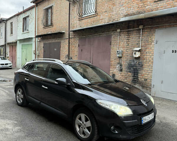 Рено Меган 2011 в Киеве на Automoto.ua Черный Рено Меган, объемом двигателя 1.46 л и пробегом 299 тыс. км за 6850 $, фото 9 на Automoto.ua