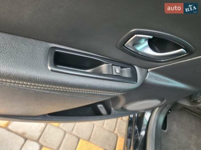 Черный Рено Меган, объемом двигателя 1.46 л и пробегом 236 тыс. км за 7800 $, фото 93 на Automoto.ua