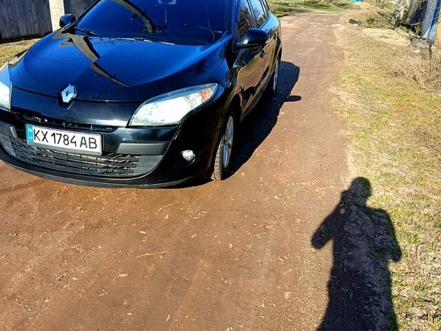 Черный Рено Меган, объемом двигателя 1.5 л и пробегом 295 тыс. км за 6800 $, фото 6 на Automoto.ua