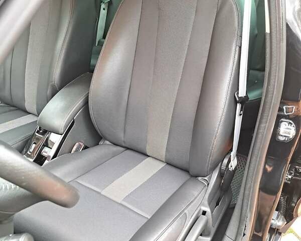 Черный Рено Меган, объемом двигателя 1.46 л и пробегом 249 тыс. км за 7650 $, фото 68 на Automoto.ua