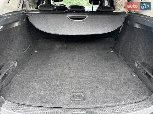 Черный Рено Меган, объемом двигателя 1.4 л и пробегом 306 тыс. км за 7000 $, фото 22 на Automoto.ua