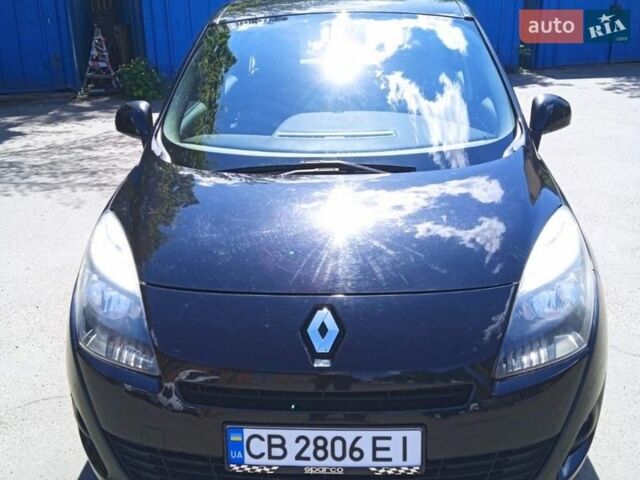 Чорний Рено Меган, об'ємом двигуна 1.46 л та пробігом 278 тис. км за 6850 $, фото 1 на Automoto.ua