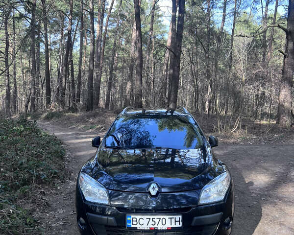 Черный Рено Меган, объемом двигателя 1.46 л и пробегом 220 тыс. км за 7600 $, фото 7 на Automoto.ua