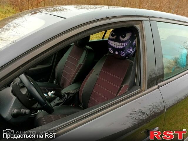 Черный Рено Меган, объемом двигателя 1.5 л и пробегом 256 тыс. км за 7530 $, фото 1 на Automoto.ua