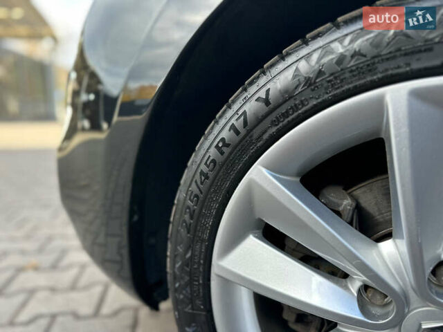 Черный Рено Меган, объемом двигателя 2 л и пробегом 245 тыс. км за 8499 $, фото 19 на Automoto.ua