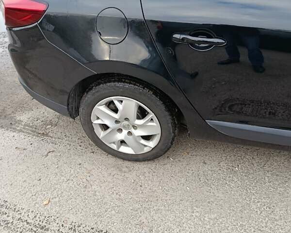 Черный Рено Меган, объемом двигателя 1.46 л и пробегом 291 тыс. км за 6699 $, фото 18 на Automoto.ua