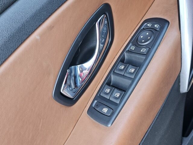 Черный Рено Меган, объемом двигателя 1.5 л и пробегом 254 тыс. км за 11629 $, фото 9 на Automoto.ua