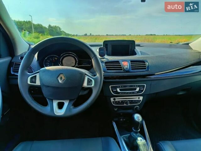 Чорний Рено Меган, об'ємом двигуна 1.4 л та пробігом 280 тис. км за 5400 $, фото 8 на Automoto.ua