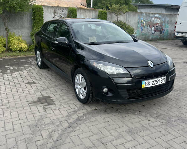 Черный Рено Меган, объемом двигателя 1.46 л и пробегом 261 тыс. км за 6700 $, фото 1 на Automoto.ua