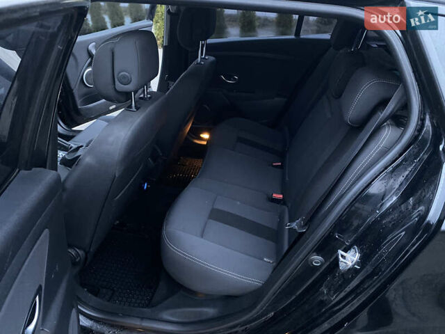 Черный Рено Меган, объемом двигателя 1.46 л и пробегом 282 тыс. км за 6200 $, фото 12 на Automoto.ua