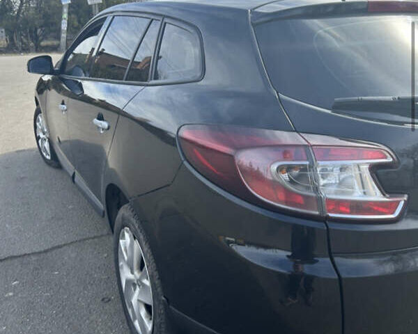 Черный Рено Меган, объемом двигателя 1.46 л и пробегом 312 тыс. км за 6600 $, фото 4 на Automoto.ua