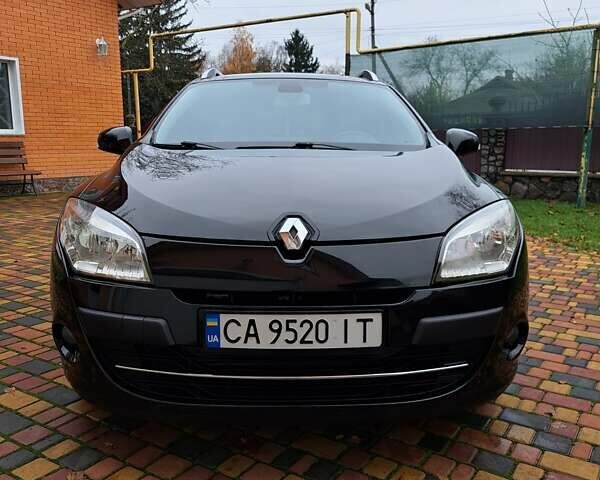 Черный Рено Меган, объемом двигателя 1.46 л и пробегом 249 тыс. км за 7650 $, фото 12 на Automoto.ua