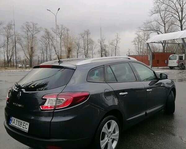 Рено Меган 2011 в Бердичеве на Automoto.ua Черный Рено Меган, объемом двигателя 2 л и пробегом 84 тыс. км за 8999 $, фото 49 на Automoto.ua