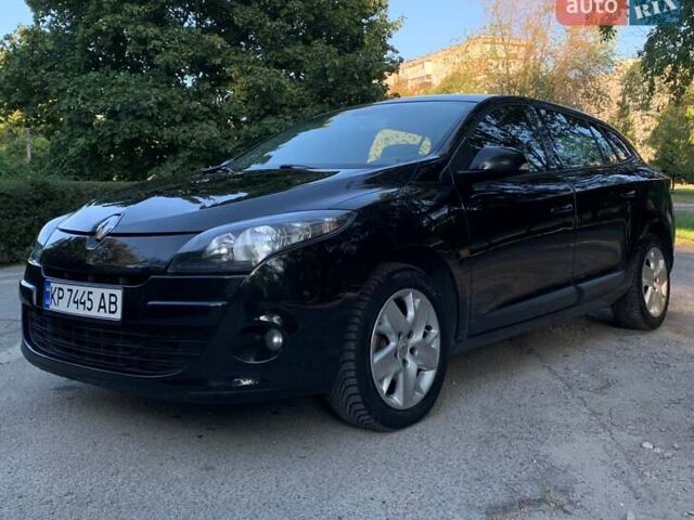 Черный Рено Меган, объемом двигателя 1.46 л и пробегом 262 тыс. км за 7000 $, фото 5 на Automoto.ua