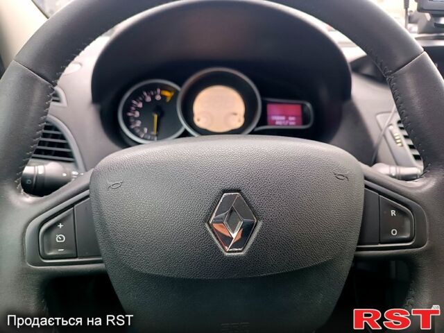 Черный Рено Меган, объемом двигателя 1.6 л и пробегом 199 тыс. км за 6950 $, фото 10 на Automoto.ua