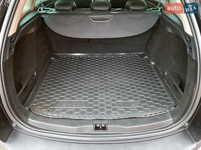 Черный Рено Меган, объемом двигателя 1.46 л и пробегом 249 тыс. км за 7650 $, фото 129 на Automoto.ua